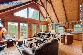Simpler Times 2BR Cabin Rental in Mineral Bluff - Image 3
