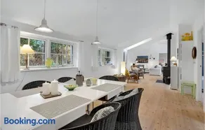 4 Bedroom Stunning Home In Nexø - Image 3