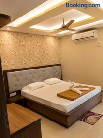 Hotel Baikuntha International Puri Near Sea Beach With Parking AC Or Non AC Both Room - Image 4