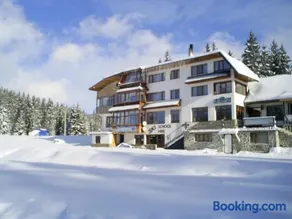 Family Hotel Markony - Image 1