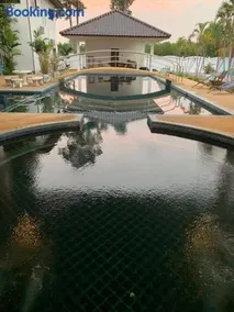 ROOM 1 at CET Resort with Pool, Padel, Tennis - Image 4