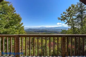 View! Private Studio Cabin,Hot Tub,RELAX,Honeymoon - Image 3