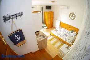 Vicze Apartmanház - Image 4