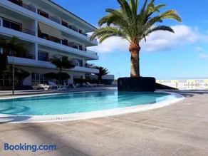 Luxury Tagara Beach - Image 2