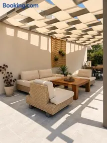 Euphoria Suites and Studios - Image 2