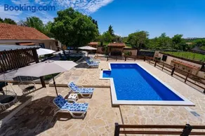 MY DALMATIA - Holiday home Burgija with private swimming pool - Image 5