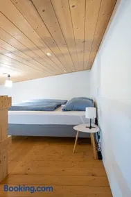 feworld living - near Salzburg city - Image 1
