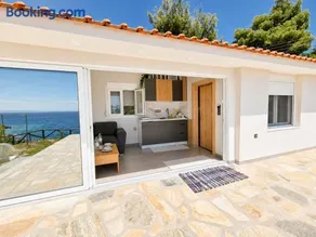 SEA La Vie Seafront Apartment, Kalogria Beach - Image 2