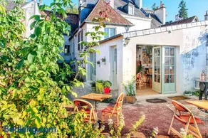 La Little Maison - Image 1