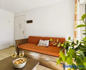 Appartement avec terrasse, piscine et ping-pong - Image 2