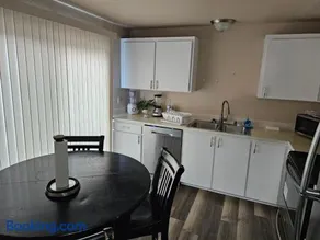 Marine B Two Bedrooms One-Half Bathrooms Townhouse - Image 4