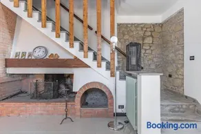 GuestHost - Villa Hannah in the hills with panoramic views - Image 3
