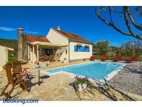 Villa Romansa near Split- heated pool peace, bbq - Image 2