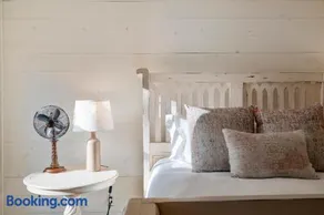 Hotel Homes - Highlands Luxury Retreat - Image 3