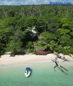Entire Beach Front Resort Home - Tides Reach Beach House - Image 1