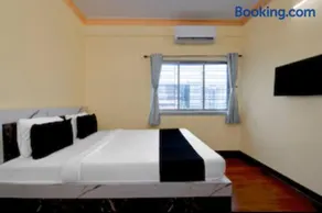 M A P Hotel - Image 1