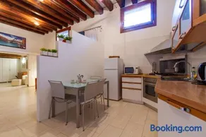 Art Dreams Apartment Dimora Casanova - Image 5