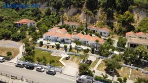 ARTAKi R APARTMENTS - Image 1