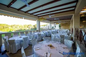Hotiday Torre Santo Stefano Resort - Image 3