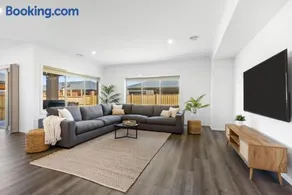 City & Surf Getaway - Image 1