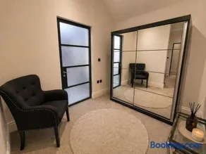 The Carriage House Residences - Image 5