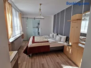 Hotel Happy - Image 5