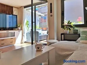 Apartamento con terraza, centro histórico de Noia - Image 2
