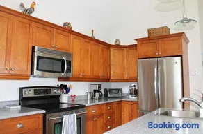 Couples Cove Cottage - Image 2