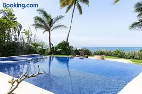 Pie de Playa, Alberca y Jacuzzi – Casa Girasol - Image 4
