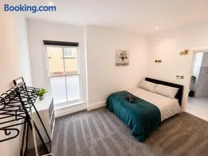Cosy City Centre Retreat In Brighton - Image 1