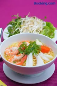 Nhà Hàng Khách Sạn Hòa Bình 2 - Image 4