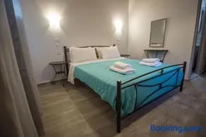 Camping & Rooms Kariotes - Image 2