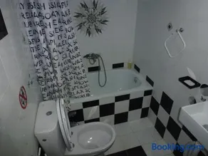 Kosta's House - Image 3