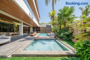 Lila Villa - Family and Group Retreat in Pererenan - Image 2