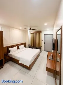 Hotel Vivanta - Image 3