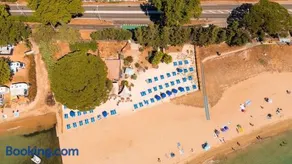 Villa dans Domaine avec piscine et accès plage privée les rives de Beauvallopn - Image 3