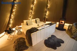 Scaldersitch Farm Boutique Glamping Tipi with private wood fired hot tub - Image 3