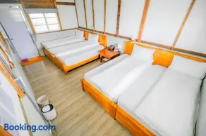 Slow House - Image 2
