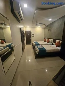Luxury Hotel Addoree Palace - Near Mumbai Airport - Image 2