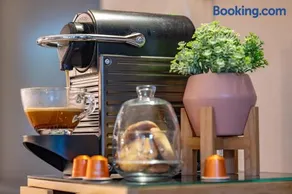 LEONTINE Suites - Image 3