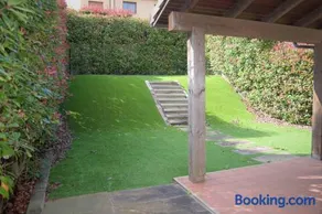 Precioso adosado en Urbanización con campo de golf - Image 2