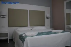 Le Anfore Appartamenti - Image 3