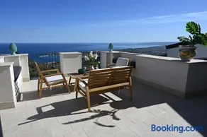 Paradisea Rocco's Villa - Image 1