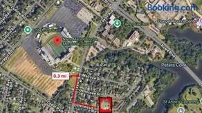 Walk to the stadium, downtown, West St - close to everything - Image 2