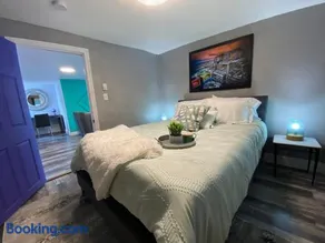 Adventure Haven Trails Hot Tub in Quidi Vidi - Image 4