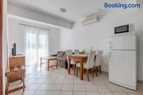 Ruža&Nikolina "1" apartmani - Baška Voda - Image 3