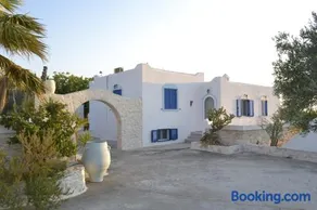 Wind Villas Pounda Paros - Image 1