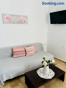 Revans Apartments - Image 4