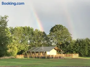 Lincolnshire Glamping - Image 1