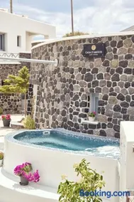 D' amigos Superior Cave House with outdoor hottub - Image 3